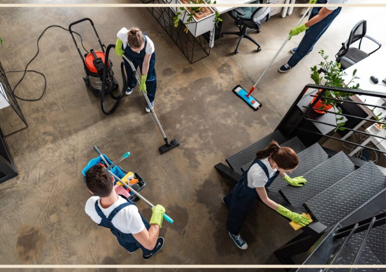 Hammelstein Gebäudereinigung Foto von arbeitenden Reinigungskräften